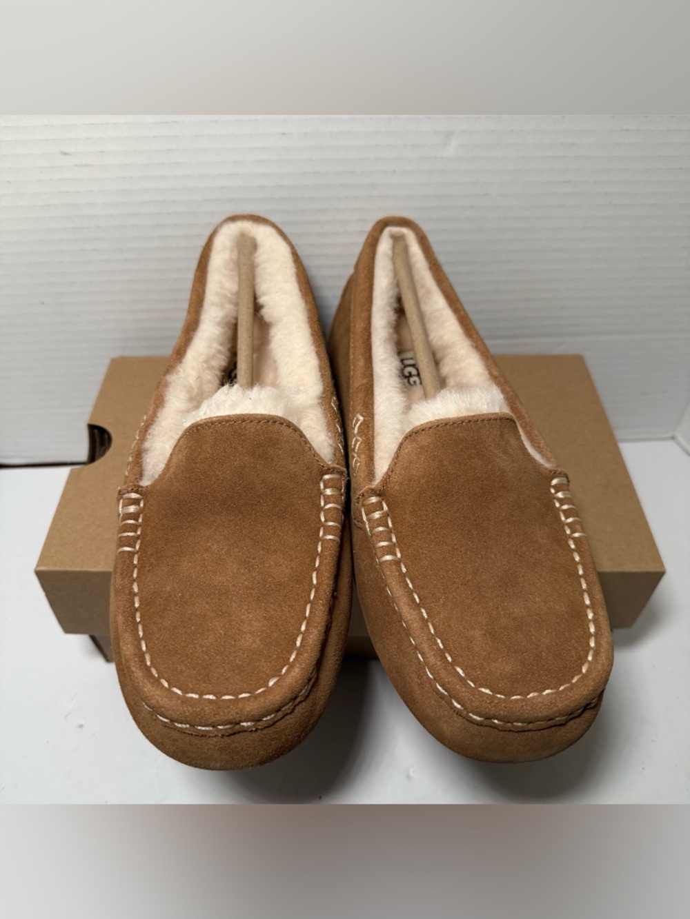UGG Women's ANSLEY Suede Slipper Shoe CHESTNUT Brown Suede 7US New With Box - Picture 2 of 7